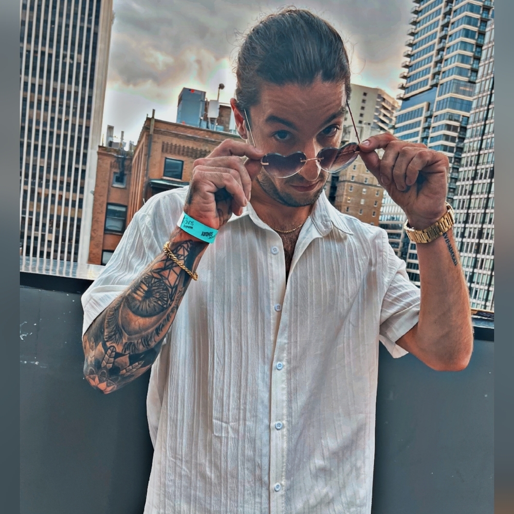 Meet your Posher, Eric